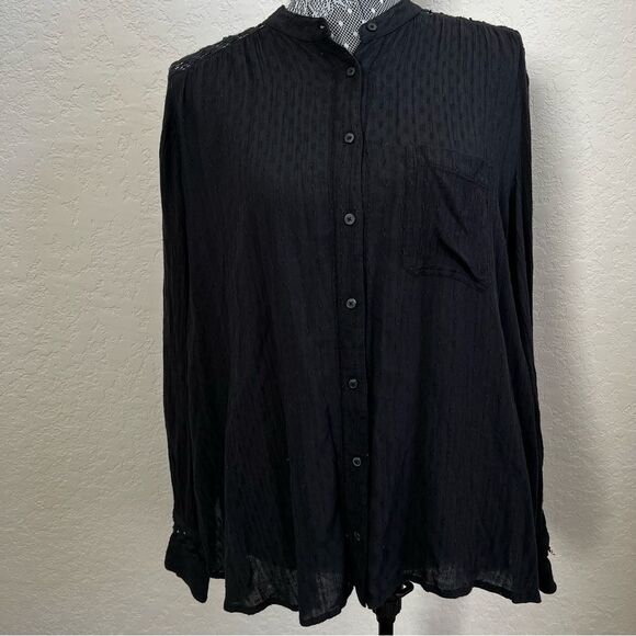 Free People Best Button Front Black Eyelet Blouse Women’s Size Small - Picture 3 of 10